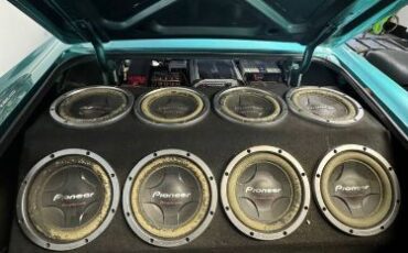 Ford-Galaxie-500-1967-Custom-Two-Tone-15