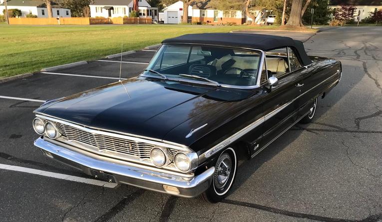 Ford-Galaxie-500xl-1964-Black-Black-4