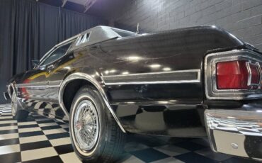 Ford-Gran-Torino-Elite-1974-Coupe-31