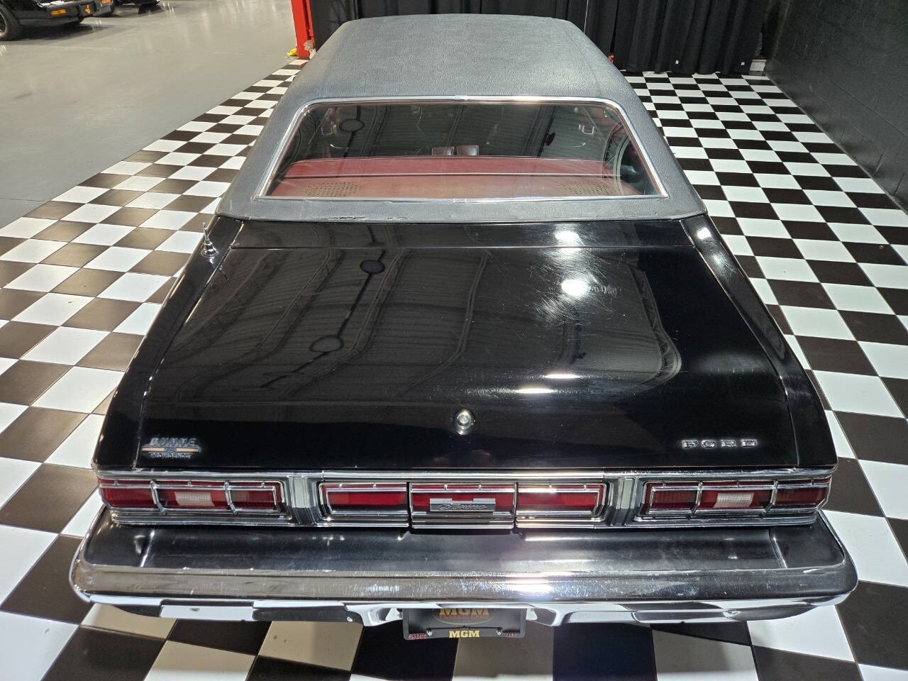 Ford-Gran-Torino-Elite-1974-Coupe-34