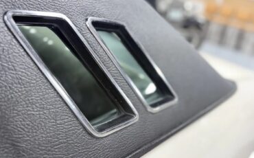 Ford-Gran-torino-1974-White-Black-15