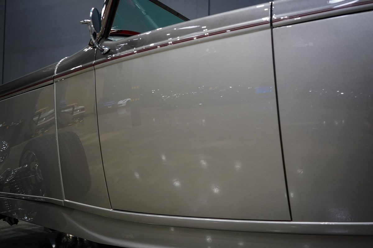 Ford-HIGHBOY-1932-11