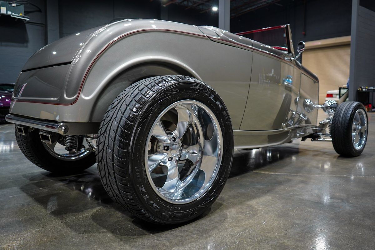 Ford-HIGHBOY-1932-17