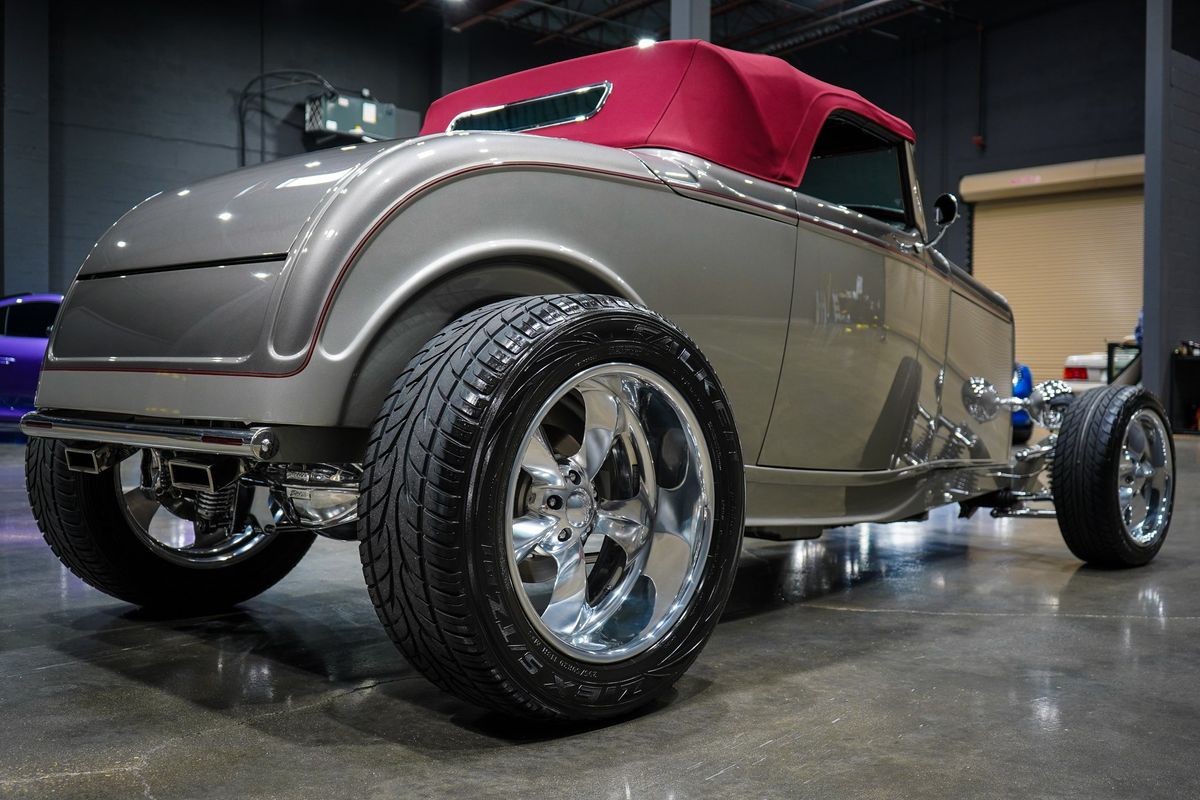 Ford-HIGHBOY-1932-21