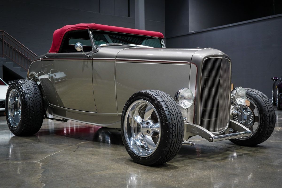 Ford-HIGHBOY-1932-23