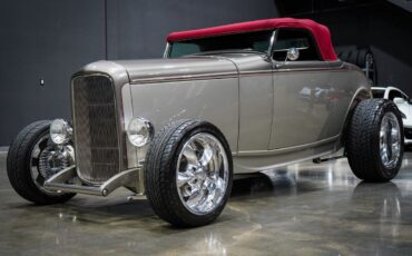 Ford-HIGHBOY-1932-24