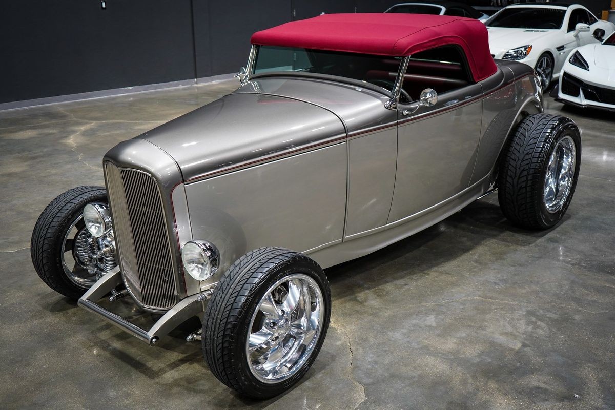 Ford-HIGHBOY-1932-28