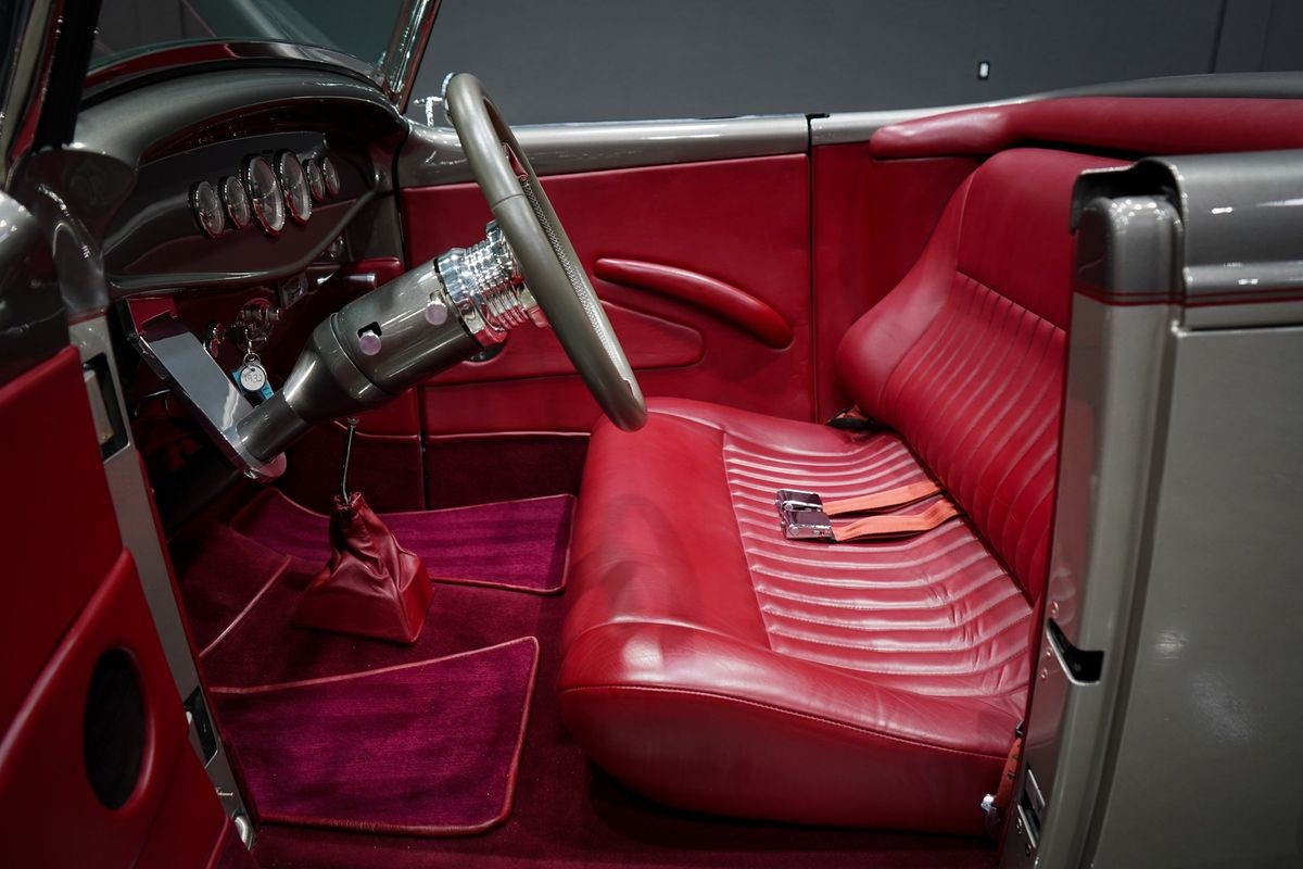 Ford-HIGHBOY-1932-37