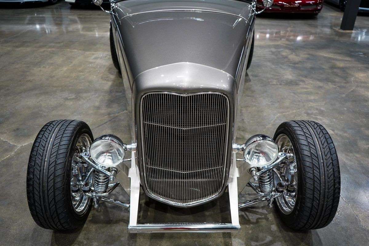 Ford-HIGHBOY-1932-8
