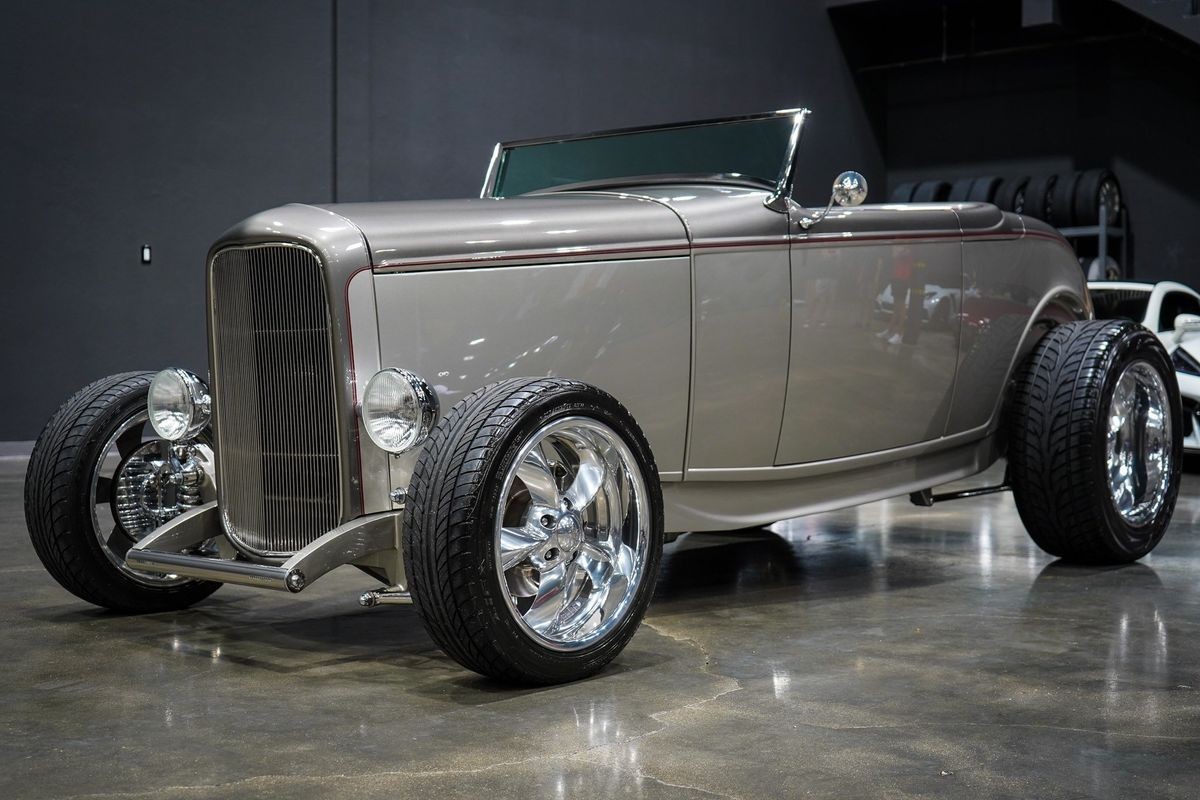 Ford-HIGHBOY-1932-9