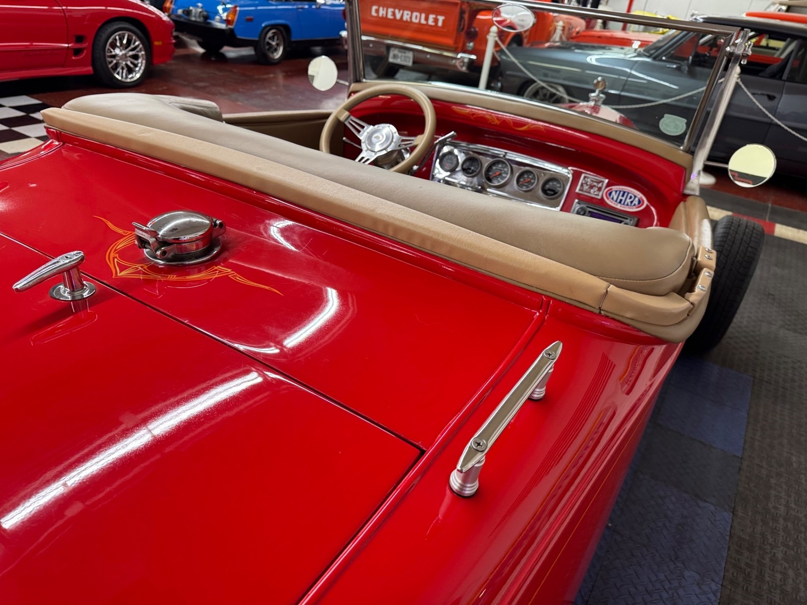Ford-Hot-Rod-Street-Rod-1930-15