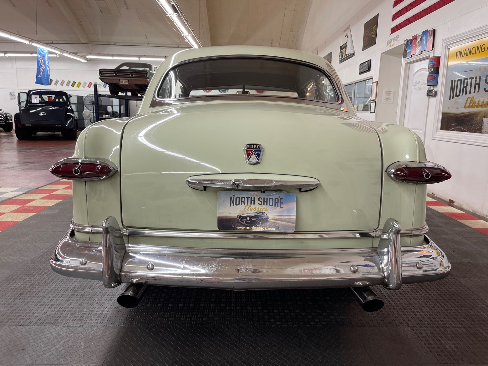 Ford-Hot-Rod-Street-Rod-1951-12