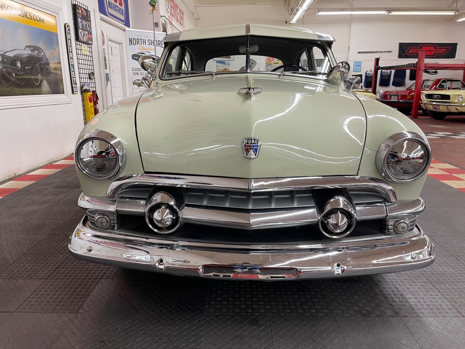 Ford-Hot-Rod-Street-Rod-1951-6