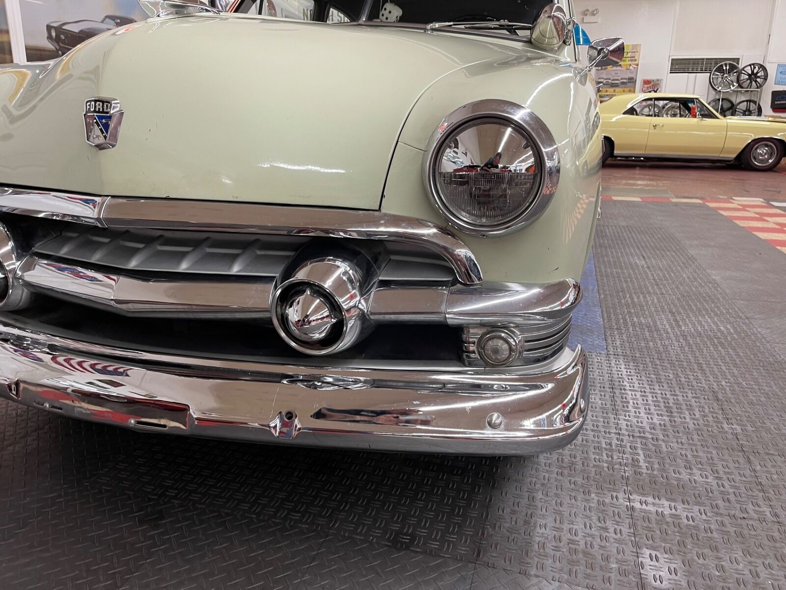 Ford-Hot-Rod-Street-Rod-1951-8