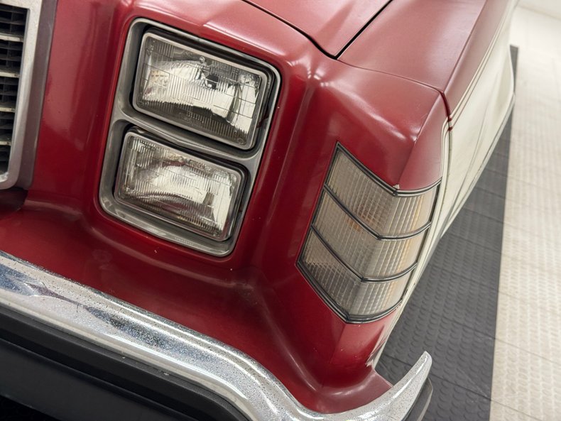 Ford-Ltd-ii-1978-Polar-White-Red-10