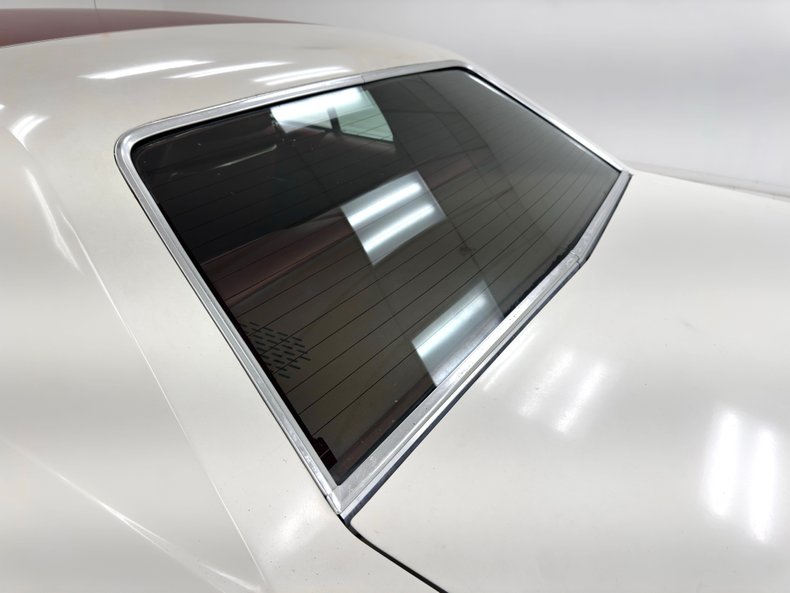 Ford-Ltd-ii-1978-Polar-White-Red-16