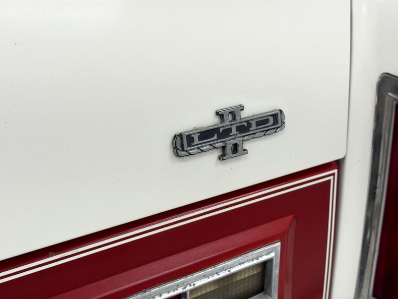 Ford-Ltd-ii-1978-Polar-White-Red-18