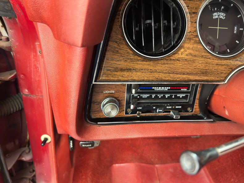 Ford-Ltd-ii-1978-Polar-White-Red-47