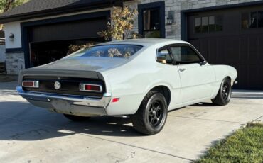Ford-Maverick-1977-Titan-Gray-Black-And-Tan