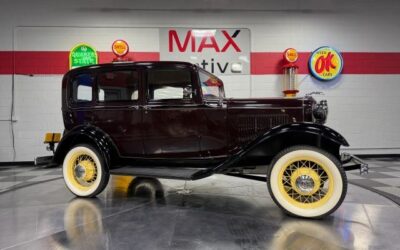 Ford Model 18 1932 Sedan