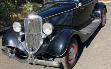 Ford-Model-40-1934-Black-Tan-15