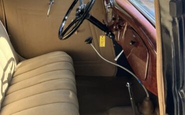 Ford-Model-40-1934-Black-Tan-18