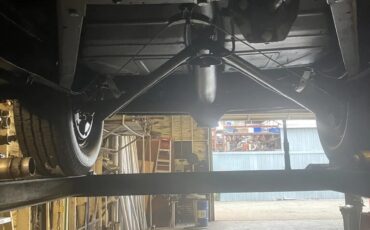 Ford-Model-40-1934-Black-Tan-19