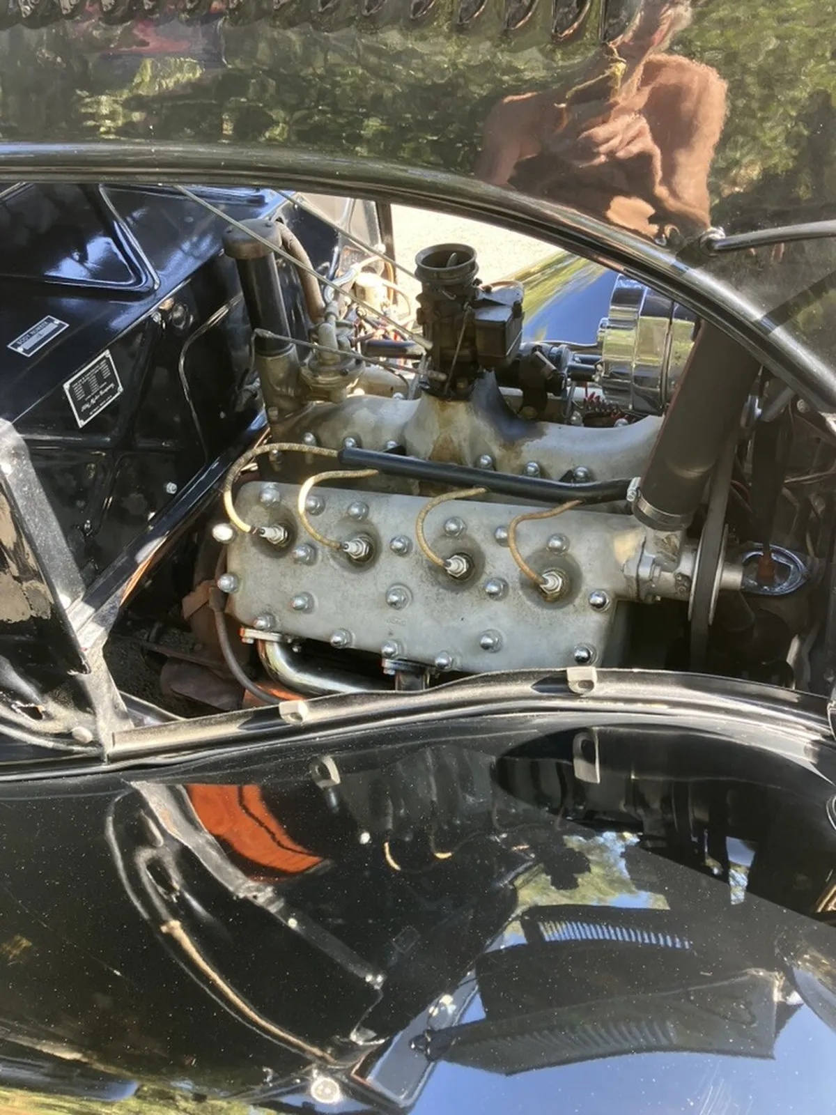 Ford-Model-40-1934-Black-Tan-5