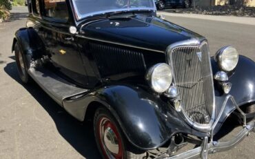 Ford-Model-40-1934-Black-Tan-8