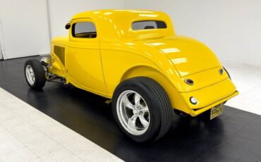 Ford-Model-40-1934-Yellow-Red-1