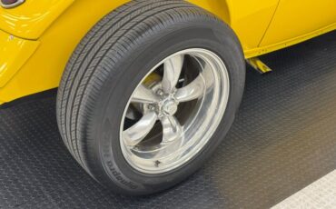 Ford-Model-40-1934-Yellow-Red-13