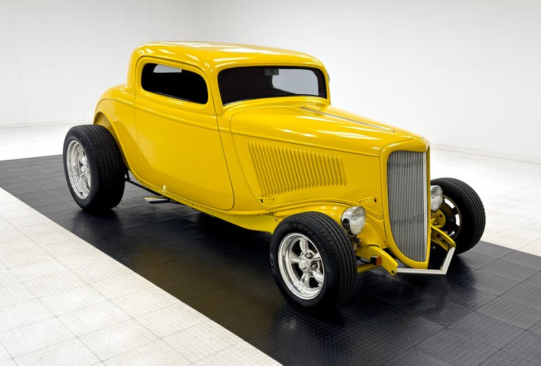 Ford-Model-40-1934-Yellow-Red-2