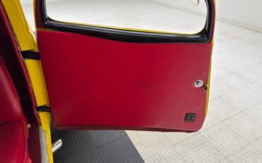 Ford-Model-40-1934-Yellow-Red-29