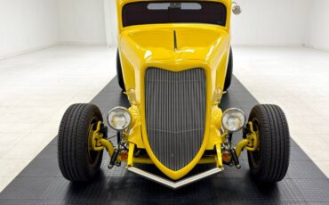 Ford-Model-40-1934-Yellow-Red-3