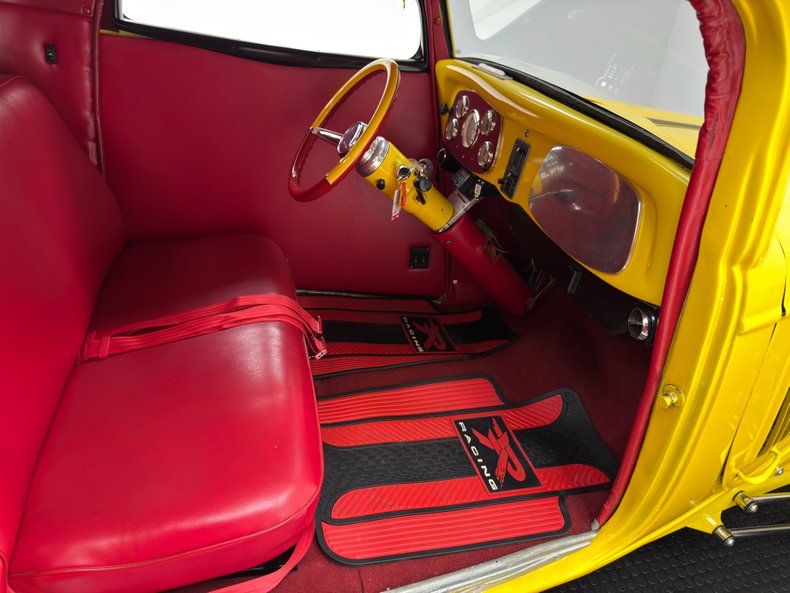 Ford-Model-40-1934-Yellow-Red-35