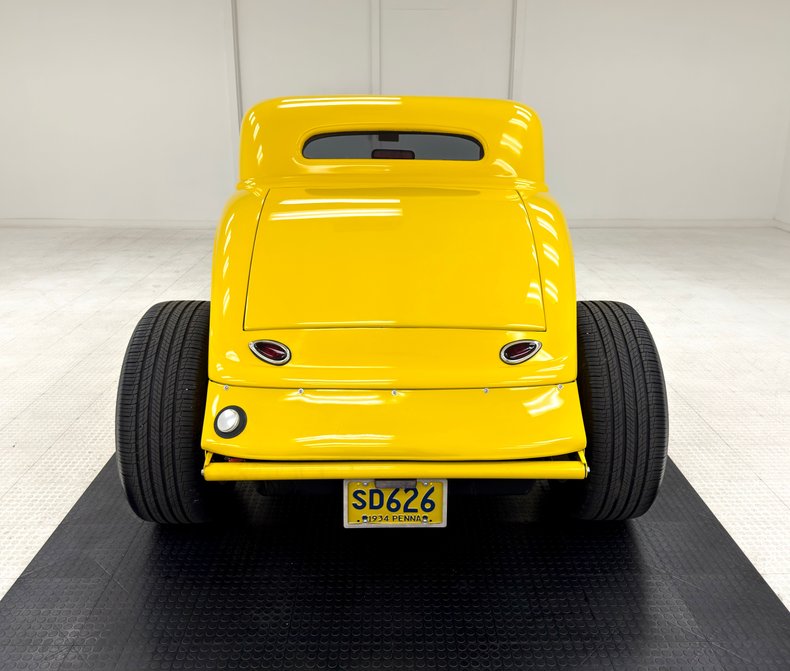 Ford-Model-40-1934-Yellow-Red-45