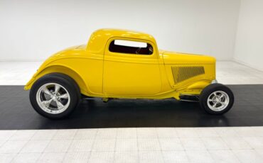Ford-Model-40-1934-Yellow-Red-46