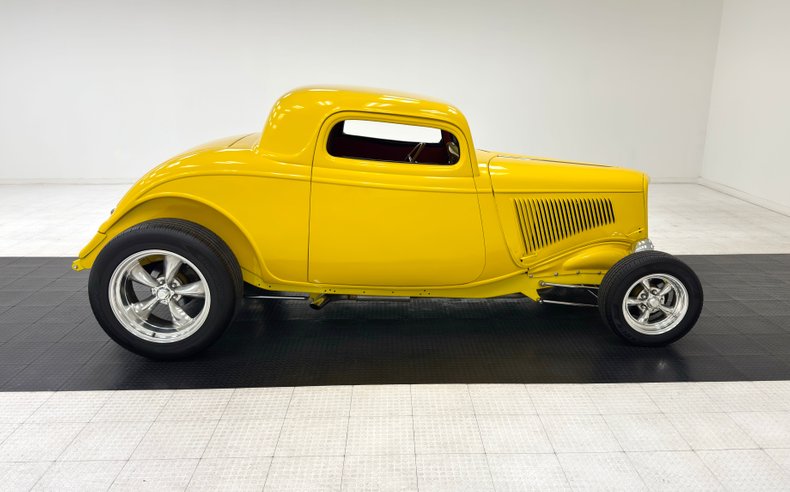 Ford-Model-40-1934-Yellow-Red-46