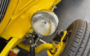 Ford-Model-40-1934-Yellow-Red-7