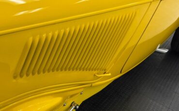 Ford-Model-40-1934-Yellow-Red-9