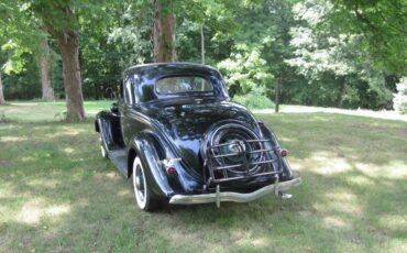 Ford-Model-48-1935-Black-Tan-1