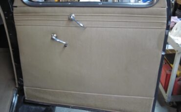 Ford-Model-48-1935-Black-Tan-6
