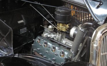 Ford-Model-48-1935-Black-Tan-9