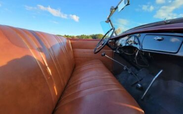 Ford-Model-68-1936-Maroon-Saddle-13