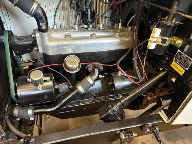 Ford-Model-A-1928-Convertible-12