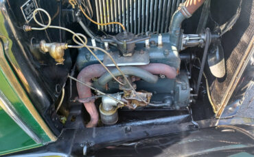 Ford-Model-A-1930-Sedan-12