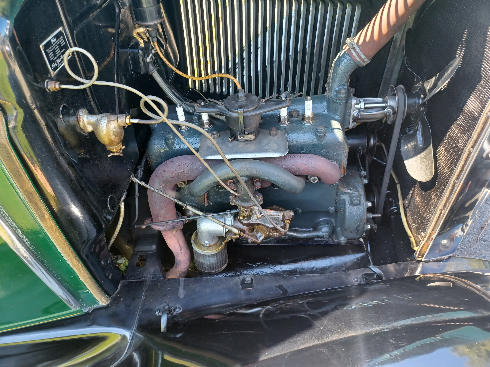 Ford-Model-A-1930-Sedan-12