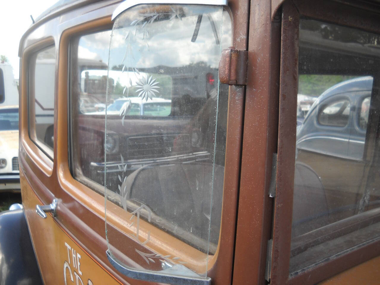 Ford-Model-A-1930-Sedan-14