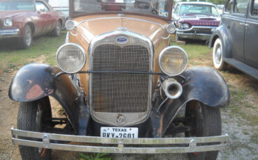 Ford-Model-A-1930-Sedan-3