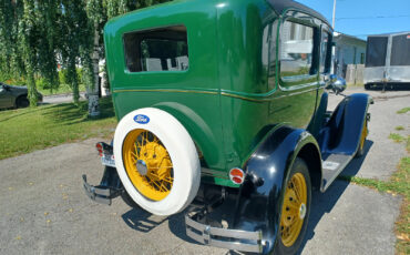 Ford-Model-A-1930-Sedan-4